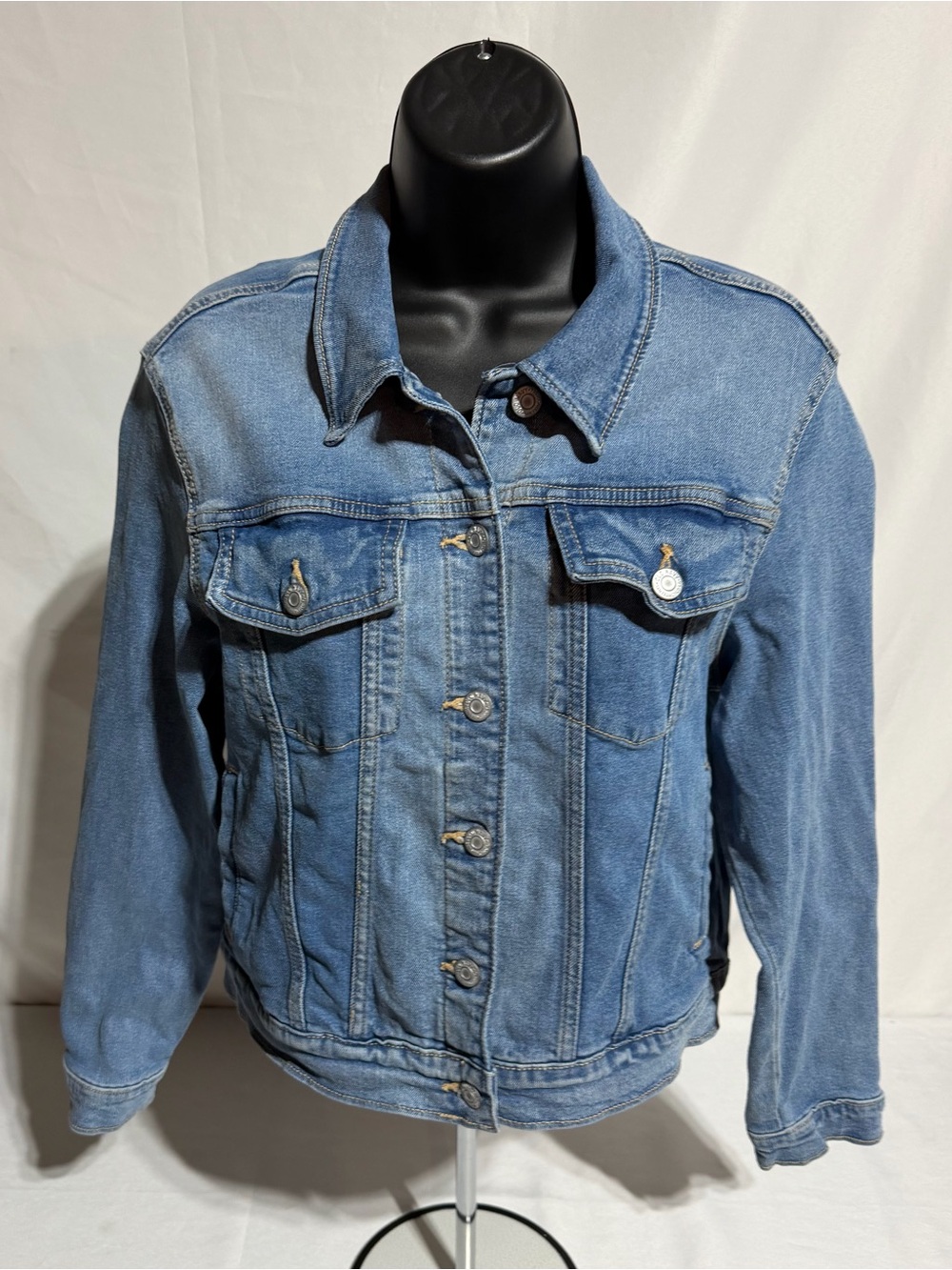 Old Navy Girls Denim Jean Jacket Size XXL 18 Light Wash Button Front Trucker